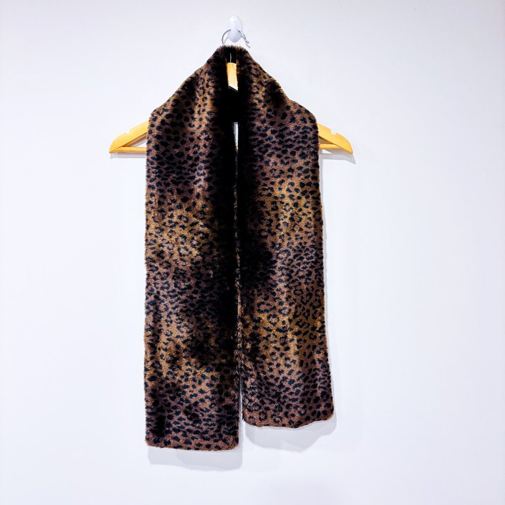 MADOBE‎ Vintage Leopard Faux Fur Scarf Statement | Winter Accessory